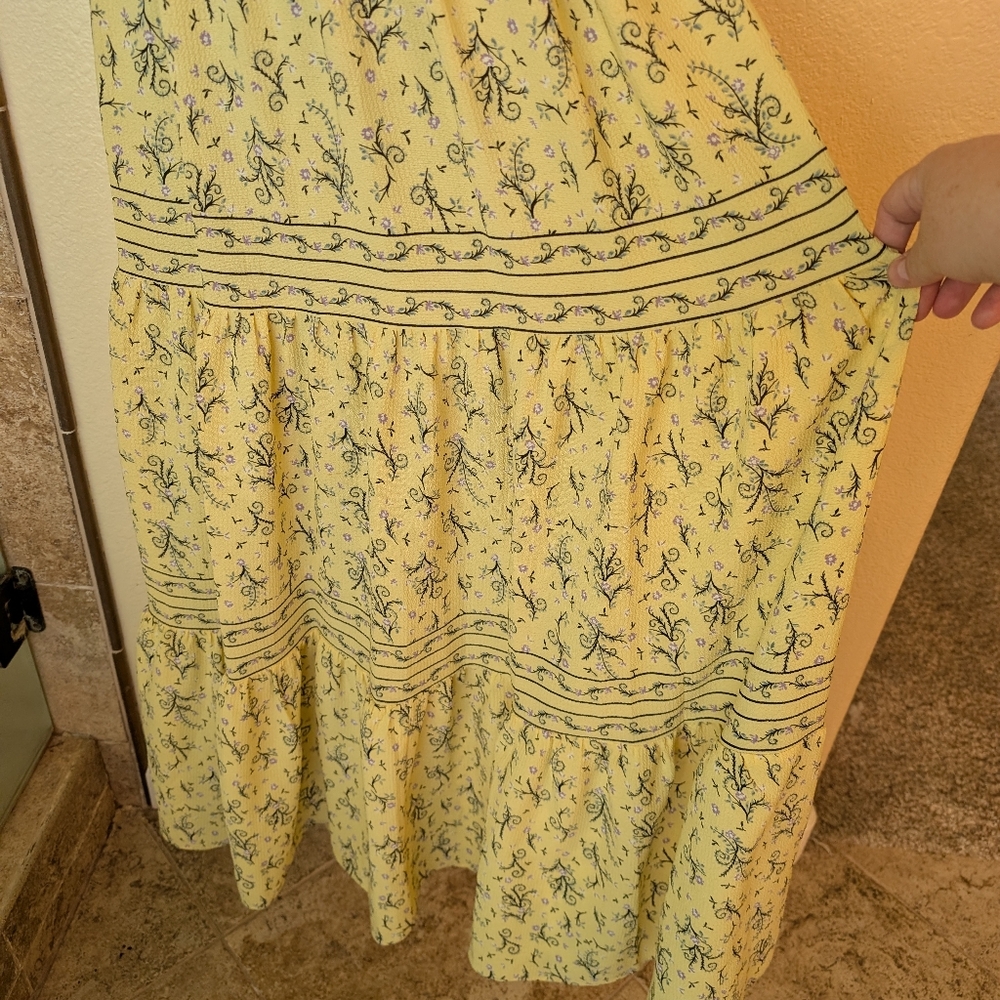 Max Studio Large Floral Yellow Maxi Dress - Picture 10 of 12